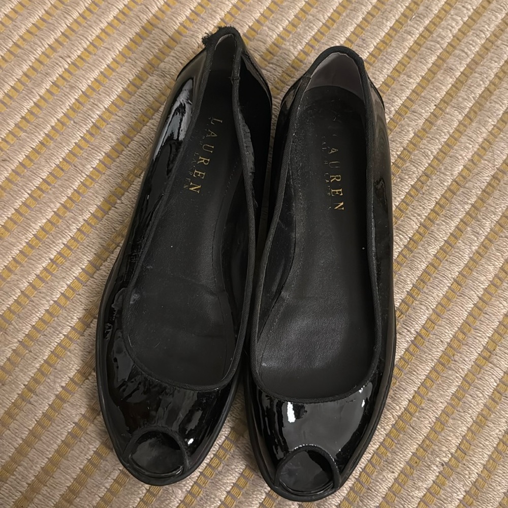Lauren Ralph Lauren patent leather shoe